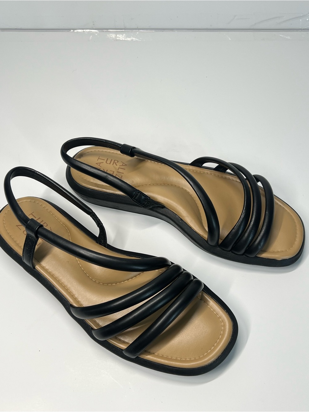 Naturalizer 8.5 Black Strappy Slingback Flat Sandals Square Toe Comfort